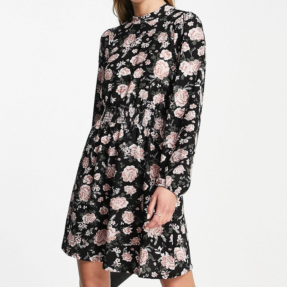 NWOT River Island floral shirred mini dress, Black,Small, printed, summer,spring